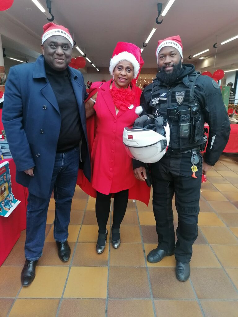 Arbre de Noël des enfants malades 2024 Arbre de Noël des enfants malades 2024